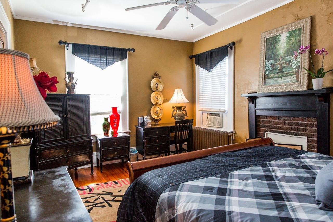 The Henderson Bed & Breakfast Hendersonville Exterior photo