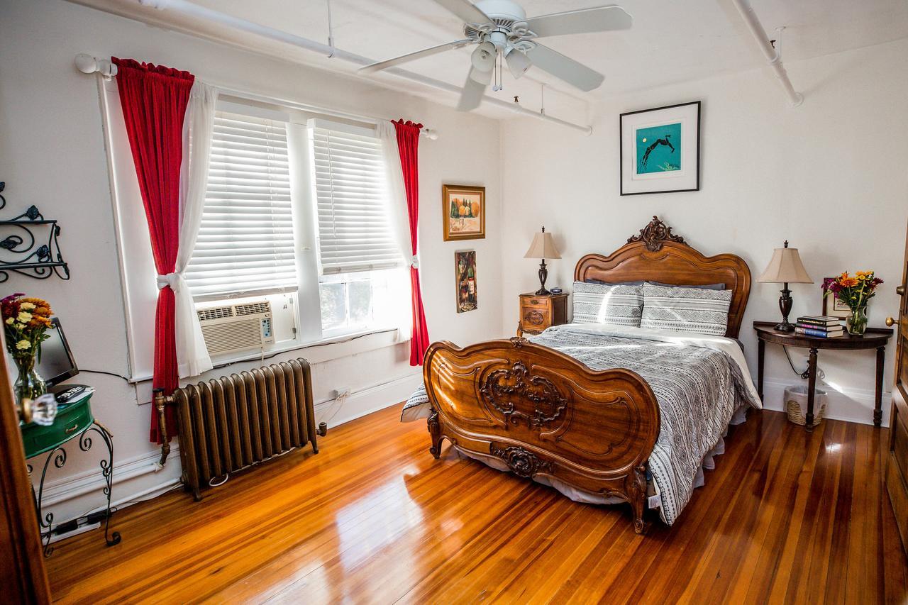 The Henderson Bed & Breakfast Hendersonville Exterior photo
